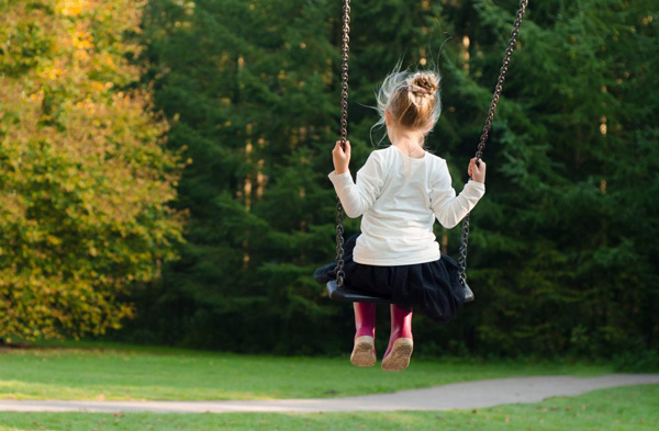 پارک ها و فضاهای سبز برای بازی کودکان